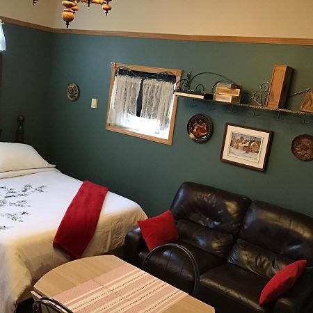 Chez Odette, Loft Intime Apartment Roberval Luaran gambar