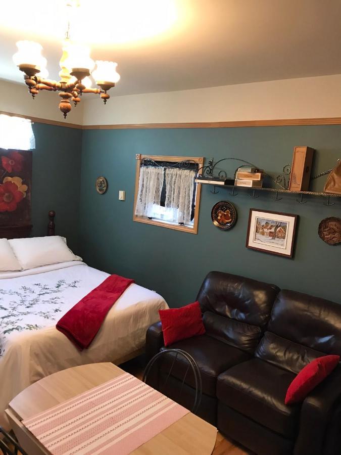 Chez Odette, Loft Intime Apartment Roberval Luaran gambar