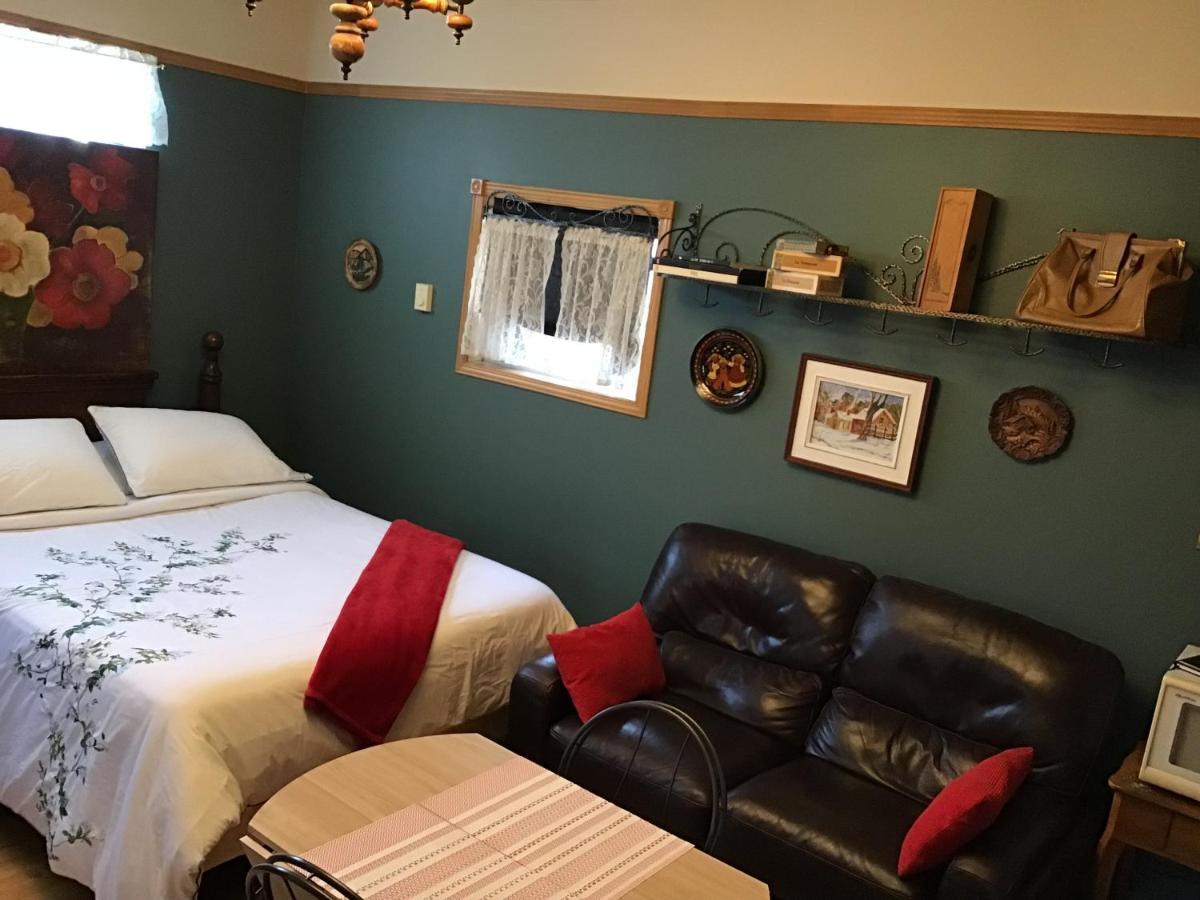 Chez Odette, Loft Intime Apartment Roberval Luaran gambar