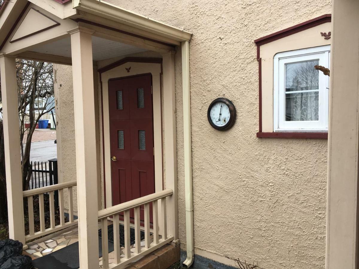 Chez Odette, Loft Intime Apartment Roberval Luaran gambar